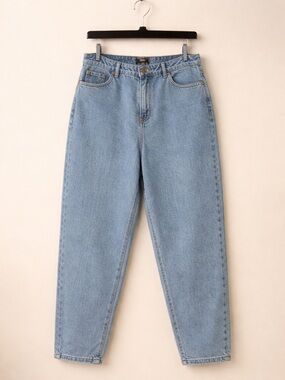 Missguided Light Blue Relaxed Boyfriend Jeans